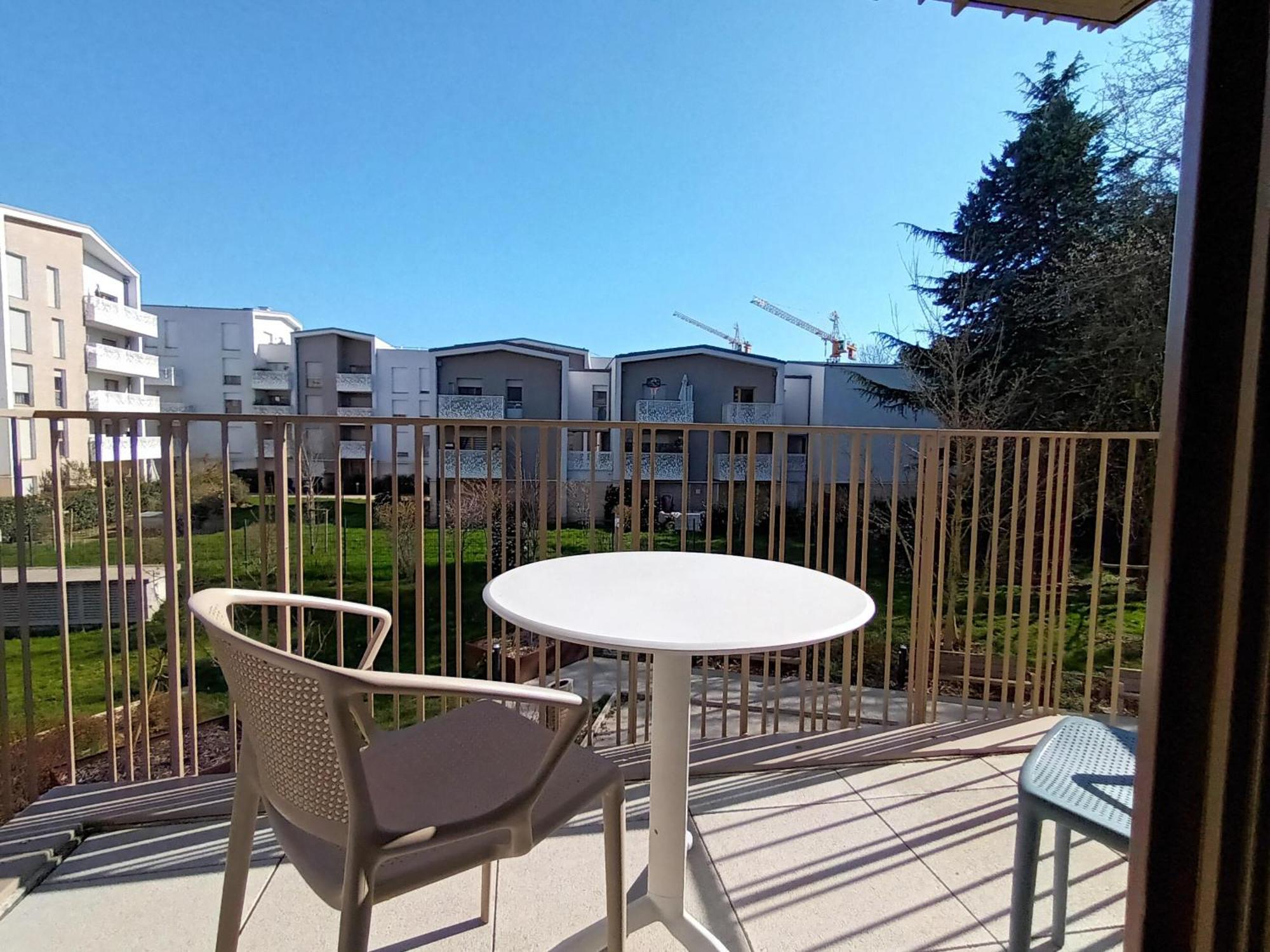 Domitys Calandra Aparthotel Villepinte  Bagian luar foto